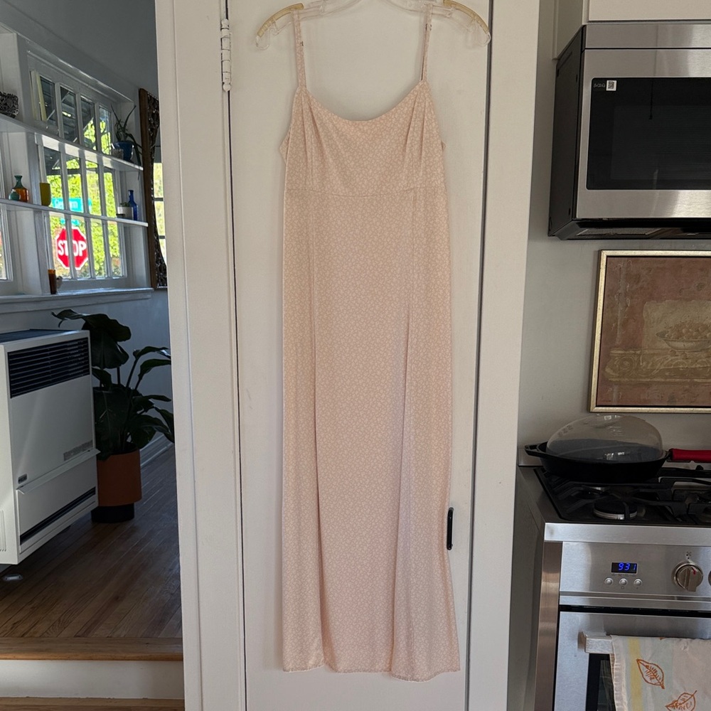Brandy Melville Empire Waist Cream Pink Maxi Dress
